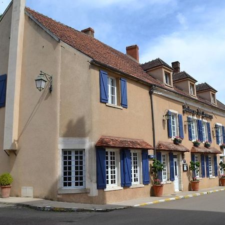 L'Auberge Des Sources Druyes-les-Belles-Fontaines Esterno foto