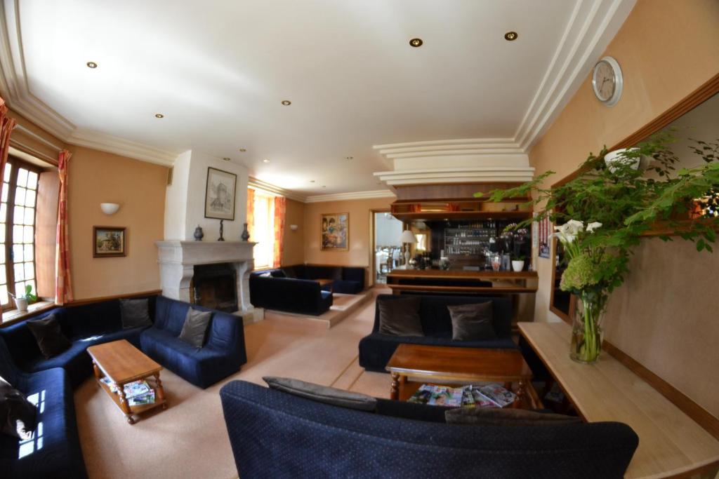 L'Auberge Des Sources Druyes-les-Belles-Fontaines Esterno foto