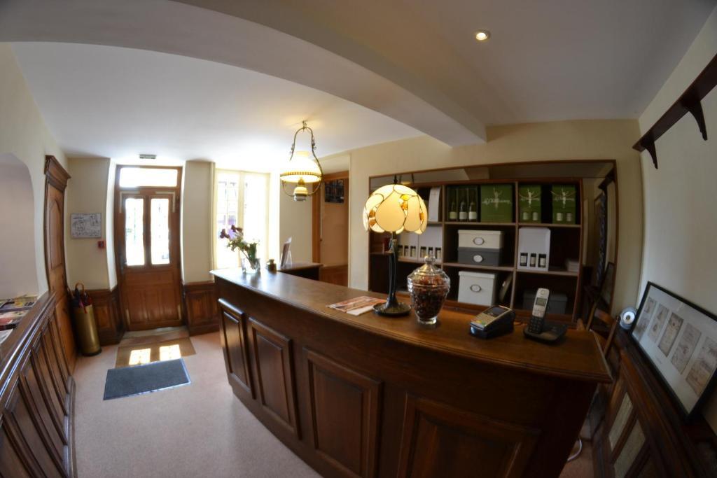 L'Auberge Des Sources Druyes-les-Belles-Fontaines Esterno foto